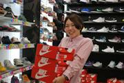 東京靴流通センター 八戸売市店 [28499]のアルバイト写真3