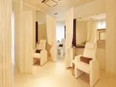 株式会社シエロ_愛知県【美容】【アナスタシアミアレ】名鉄百貨店本店でのアイブロウリスト/F3のアルバイト写真