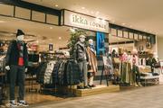 ikka LOUNGE イオンモール鹿児島店(学生歓迎)のアルバイト写真1