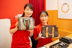 ジュエルカフェ イオン大和店【身だしなみ自由】のアルバイト