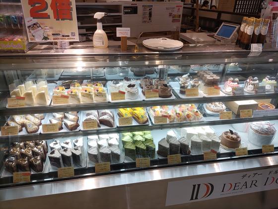 DEAR イオン高松店(遅番)のアルバイト写真