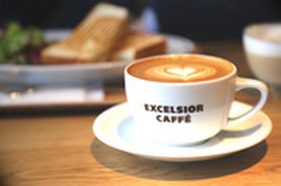 エクセルシオールカフェ 浜松町ハマサイト店(早朝募集)のアルバイト写真