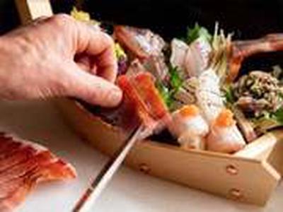 釣宿酒場マヅメ 梅田本店(ホールスタッフ)【3755】/3755-1-hのアルバイト写真