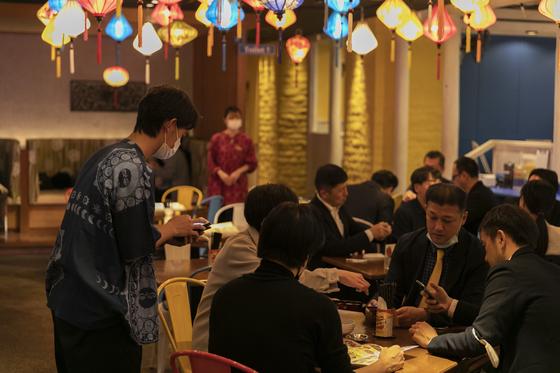 ~上海沸騰屋台~鶴亀酒家(キッチンスタッフ)【2048】/2048-1-kのアルバイト写真