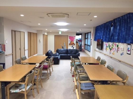 アースサポート綱島(送迎ドライバー)のアルバイト写真