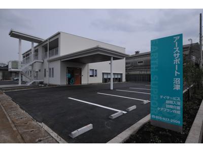 アースサポート沼津(デイヘルパー)のアルバイト