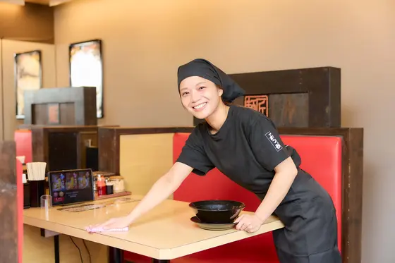 伝丸 419号高浜店4のアルバイト写真