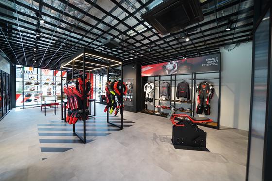 ダイネーゼストア 大阪(株式会社ユーロギア)のアルバイト写真