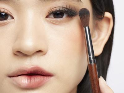 美容部員（エスティローダーESTEE LAUDER）/アメリカ化...