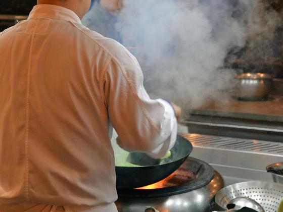 ファッション人材リンク株式会社札幌支店　中華料理店キッチンスタッフ/仙台一番町店342【FJL】のアルバイト写真