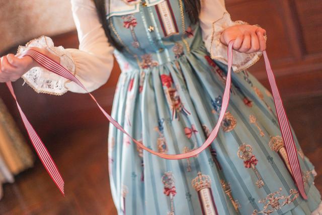 【日払い可】＼かわいいフェミニンアパレルshop＊東急百貨店／時...