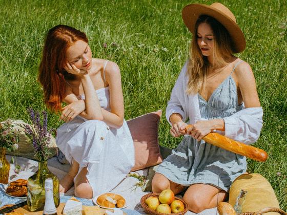 ファッション人材リンク株式会社 札幌支店/20代に人気！アパレル販売STAFF＊北広島OL/時給1500円★髪色自由【FJL】のアルバイト写真