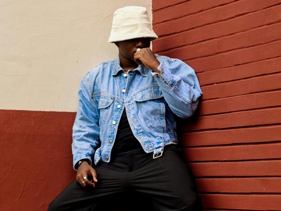 ファッション人材リンク株式会社 札幌支店/デニムが有名！人気カジュアルアパレル＊北広島OL/時給1500円【FJL】のアルバイト写真