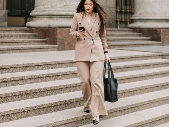 ファッション人材リンク株式会社 札幌支店/大人アパレル/札幌大丸◆時給1450円/20～50代活躍中・履歴書不要【FJL】のアルバイト写真