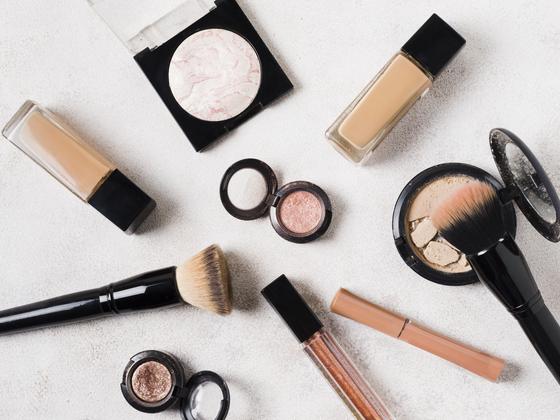 ファッション人材リンク株式会社 札幌支店/MiMC/東急百貨店＊時給1450円/コスメ販売経験者活躍！制服貸出有【FJL】のアルバイト写真