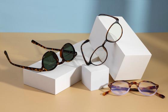 ファッション人材リンク株式会社 大阪支店 メガネブランド販売STAFF｜ピエリ守山0274【FJL】のアルバイト写真