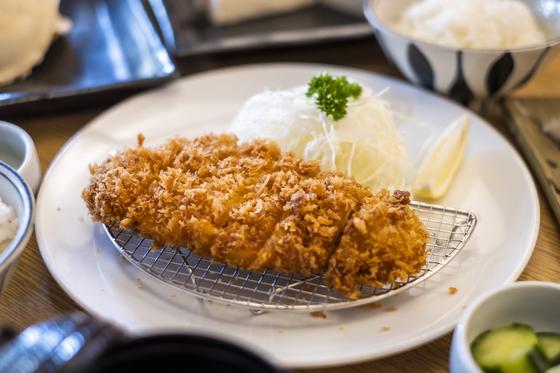 ファッション人材リンク株式会社 大阪支店 新宿とんかつさぼてん販売STAFF｜ゆめタウン大竹0321【FJL】のアルバイト写真