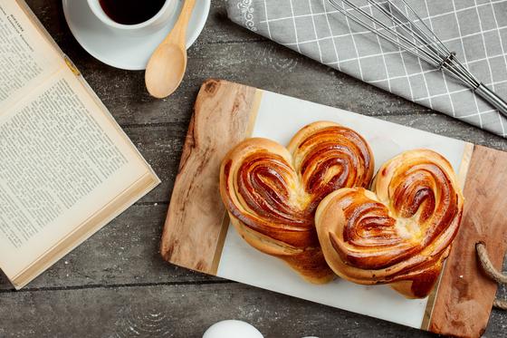 ファッション人材リンク株式会社 大阪支店 バタースイーツ品出しSTAFF｜阪急うめだ本店0051【FJL】のアルバイト写真