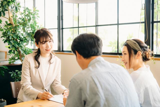 ファッション人材リンク株式会社 大阪支店/ナイロンバッグ販売◆神戸大丸/制服アリ◆履歴書不要/日週払いOK【FJL】の求人画像