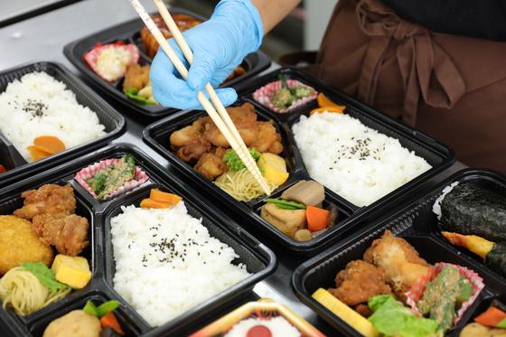 ファッション人材リンク株式会社名古屋支店/お惣菜ショップ/調理スタッフ▼静岡松坂屋/nyf031-1415【FJLNAGOYA】のアルバイト写真