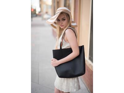 ファッション人材リンク株式会社　東京本社　革素材に拘った大人のBAG・小物SHOP　吉祥寺パルコ　FJL082-1936【FJL】のアルバイト