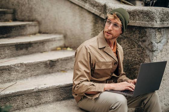 ファッション人材リンク株式会社 福岡支店/オープニング★駅チカ*天神//シンプルアパレル販売▼日週払いOK【FJL】のアルバイト写真