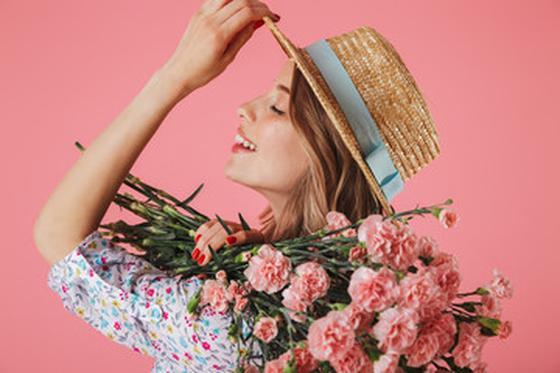 ファッション人材リンク株式会社 福岡支店/日週払いあり【DIANA/鹿児島】私服勤務OK★バッグ・靴販売【FJL】のアルバイト写真