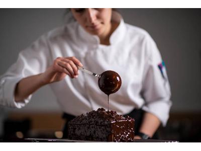 ファッション人材リンク株式会社福岡支店　チョコレート販売/シャミネ鳥取2198【FJL】のアルバイト