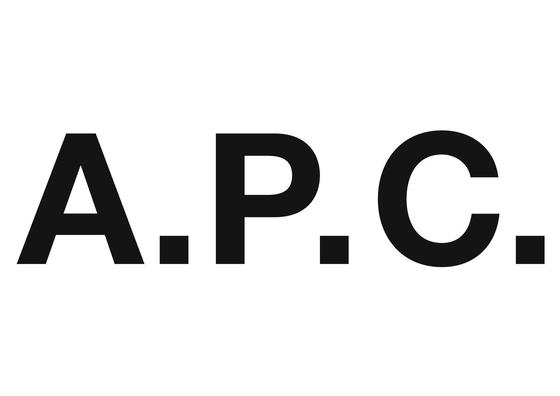 ファッション人材リンク株式会社 福岡支店/【A.P.C./サクラマチクマモト】アパレル販売*日週払いOK◎【FJL】のアルバイト写真