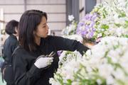 株式会社フォーシーズンズ(お葬式場でのフラワーアレンジメント・お花の配送スタッフ)のアルバイト写真1