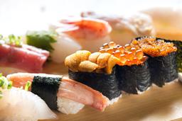 積丹料理ふじ鮨 積丹本店(調理責任者)