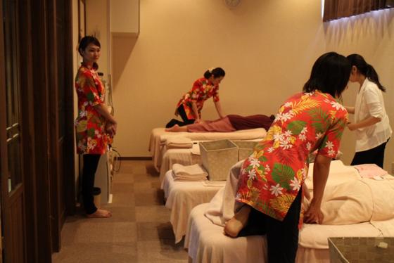 滋和堂 RAKU SPA CAFE浜松店のアルバイト写真