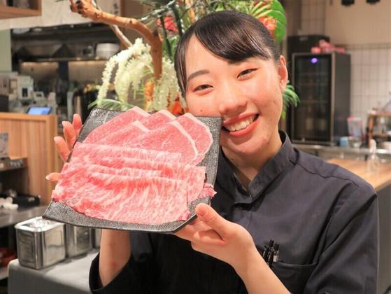 すき焼きしゃぶしゃぶ 萬野 難波駅前店のアルバイト写真