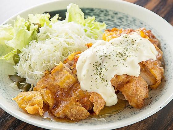 ＧＹＲＯ ＨＯＬＤＩＮＧＳ株式会社／なんで、や　お台場店01のアルバイト写真