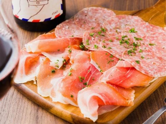 ＧＹＲＯ ＨＯＬＤＩＮＧＳ株式会社／ESOLA  岩国駅前店のアルバイト写真