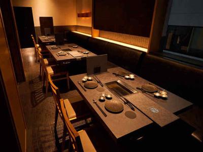 ＧＹＲＯ ＨＯＬＤＩＮＧＳ株式会社／牛の達人　銀座店01のアルバイト写真