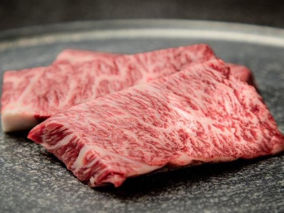 ＧＹＲＯ ＨＯＬＤＩＮＧＳ株式会社／和牛焼肉　やくにく　新宿三丁目店03のアルバイト写真