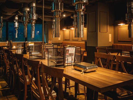 ＧＹＲＯ ＨＯＬＤＩＮＧＳ株式会社／焼肉ＵＳＨＩＨＡＣＨＩ（ウシハチ）品川港南口店01のアルバイト写真