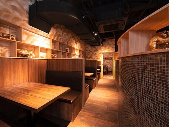 ＧＹＲＯ ＨＯＬＤＩＮＧＳ株式会社／寿司と炉端 すし山 新宿02のアルバイト写真