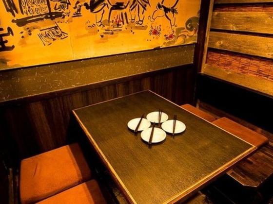 ＧＹＲＯ ＨＯＬＤＩＮＧＳ株式会社／ひもの屋　川崎銀柳街入口02のアルバイト写真