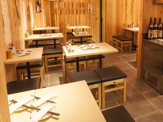 ＧＹＲＯ ＨＯＬＤＩＮＧＳ株式会社／カドクラ商店　代々木公園店02のアルバイト写真