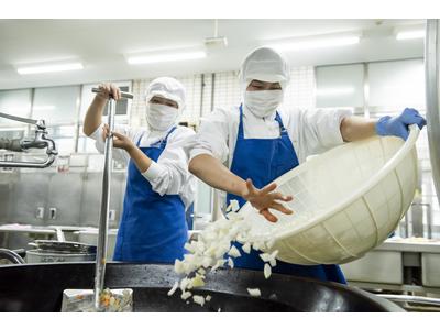 福岡県大野城市 学校給食室 調理補助【パート】(21050)のアルバイト