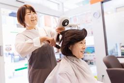 ヘアサロンシーズン 島忠ホームズ仙川店