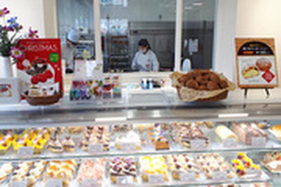 白十字 辻井店のアルバイト写真