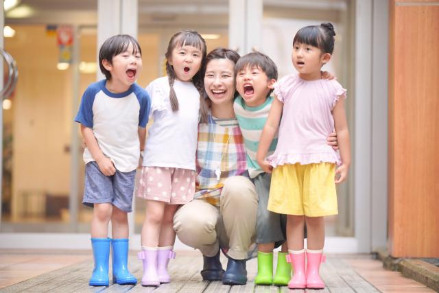 ハーベスト株式会社 3595石川学童保育所店事務スタッフ/学童保育施設で子ども達の笑顔に囲まれて仕事をしませんか?