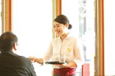 星野リゾート 村民食堂のアルバイト写真