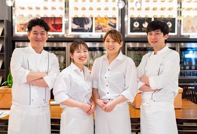 ガンボ＆オイスターバー　新宿ルミネエスト店のアルバイト写真