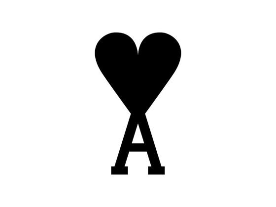 株式会社iDA/3576047 【AMI PARIS/アミパリス】アパレル販売 御殿場のアルバイト写真