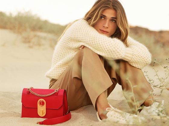 株式会社iDA/2594944 未経験歓迎【クリスチャンルブタン】販売スタッフ 松屋銀座のアルバイト写真