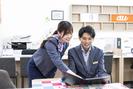 auショップ イオンモール新居浜(学生スタッフ)のアルバイト写真